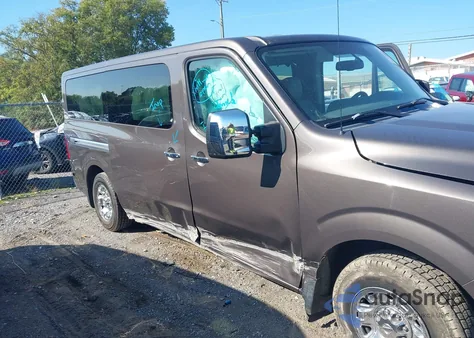 2016 Nissan Nv Passenger Nv3500 Hd Sl V8 z USA, uszkodzony, nr VIN 5BZAF0AA2GN852955